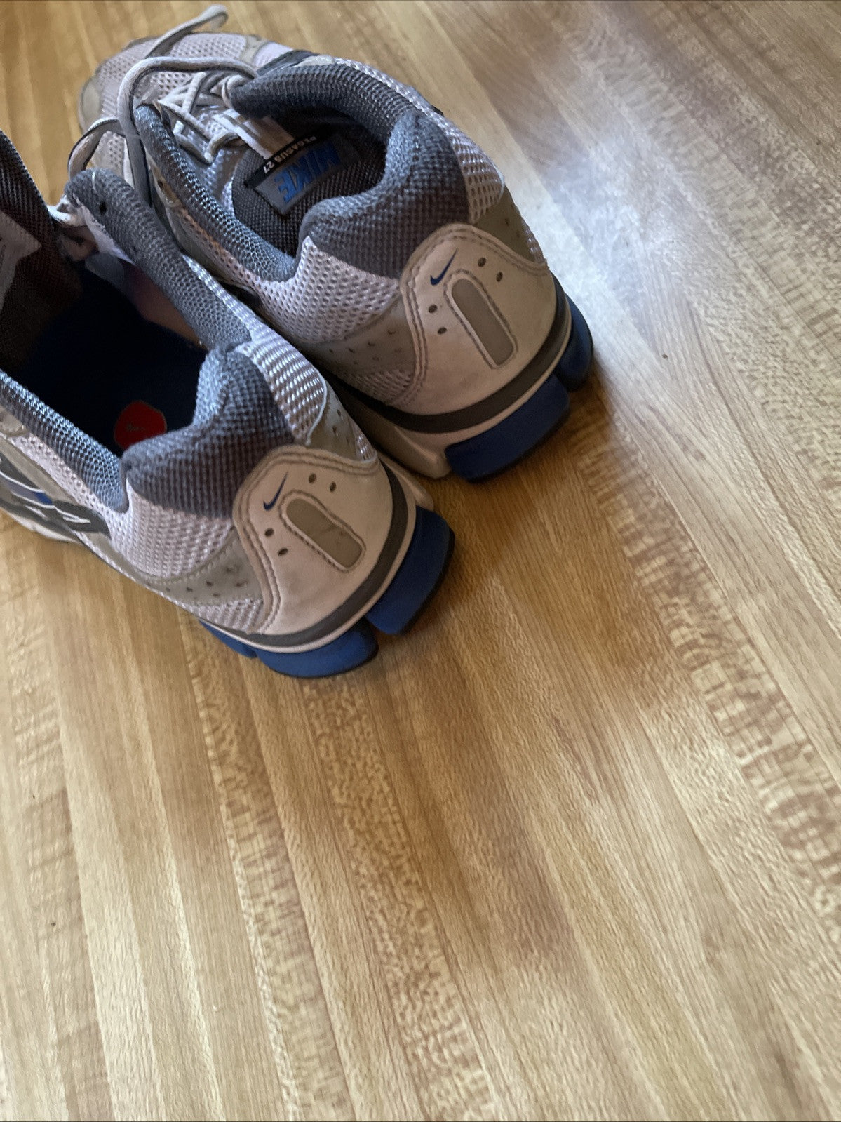 Nike Pegasus 27 Size 8