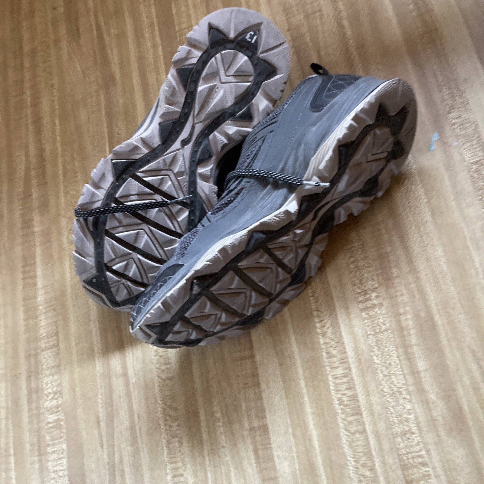 Saucony Grid Escape TR4 Size 10 No Insoles