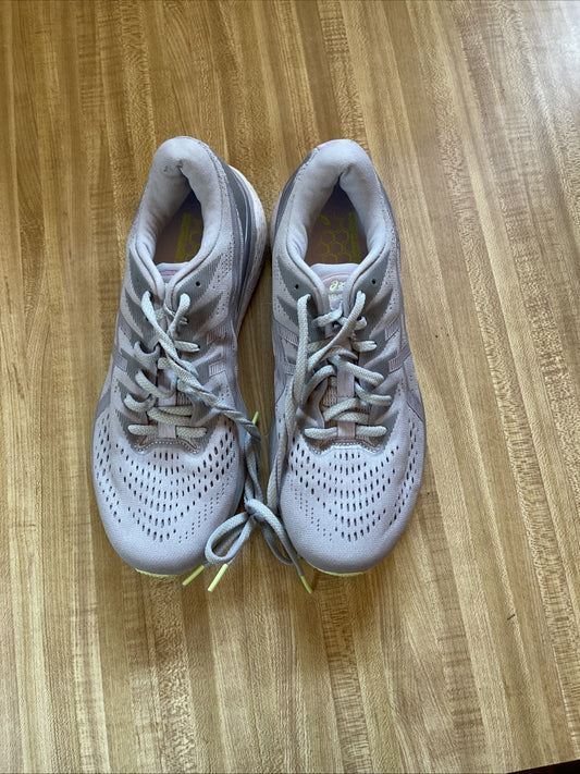 ASICS Gel Kayano 28 Size 10