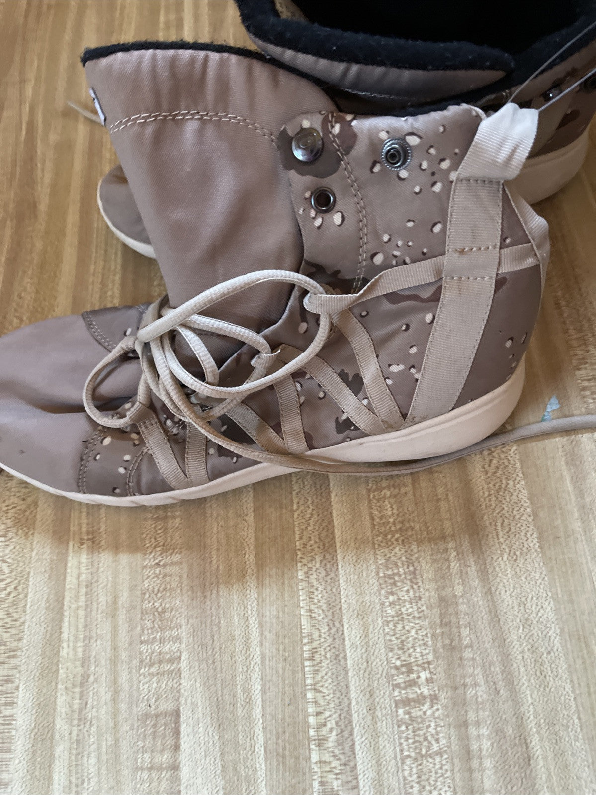 Heyday Footwear Shoes 10