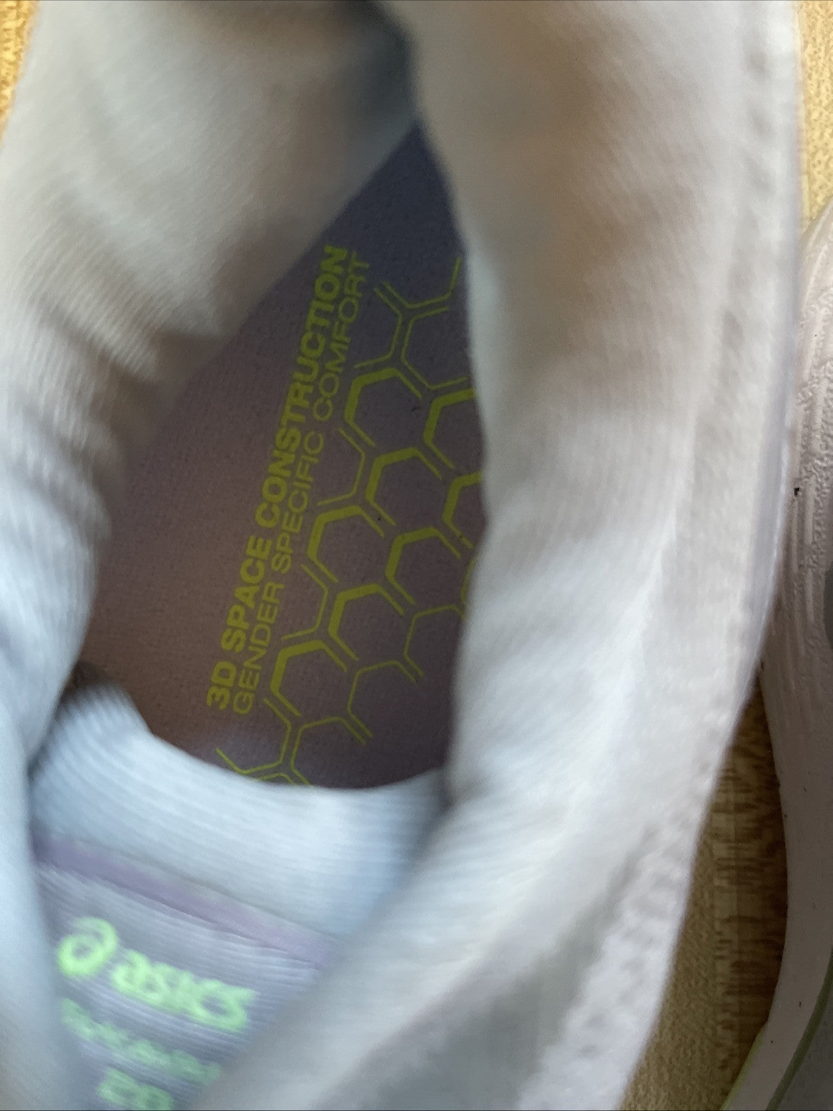 ASICS Gel Kayano 28 Size 10