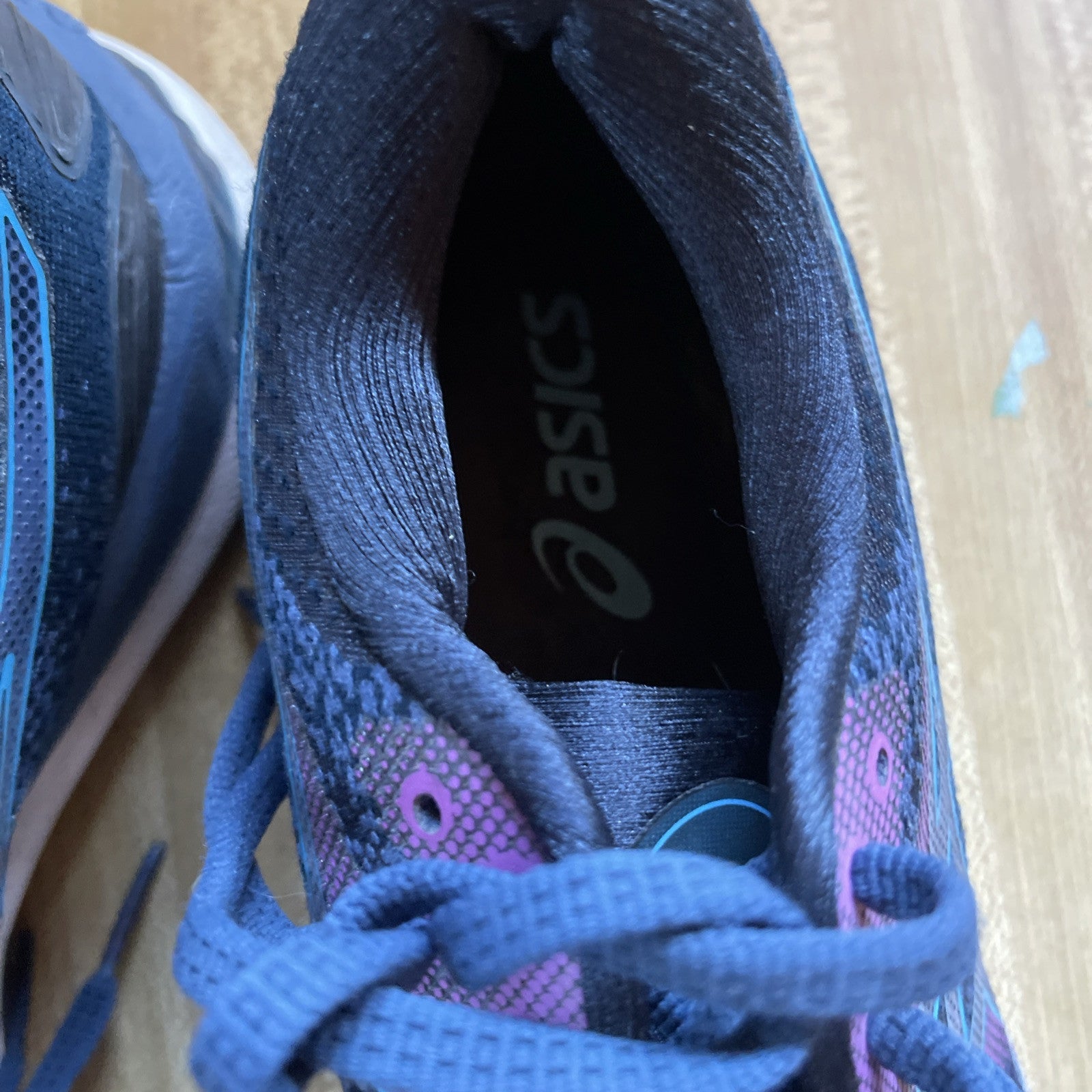 ASICS Gel Nimbus 23 Size 8.5