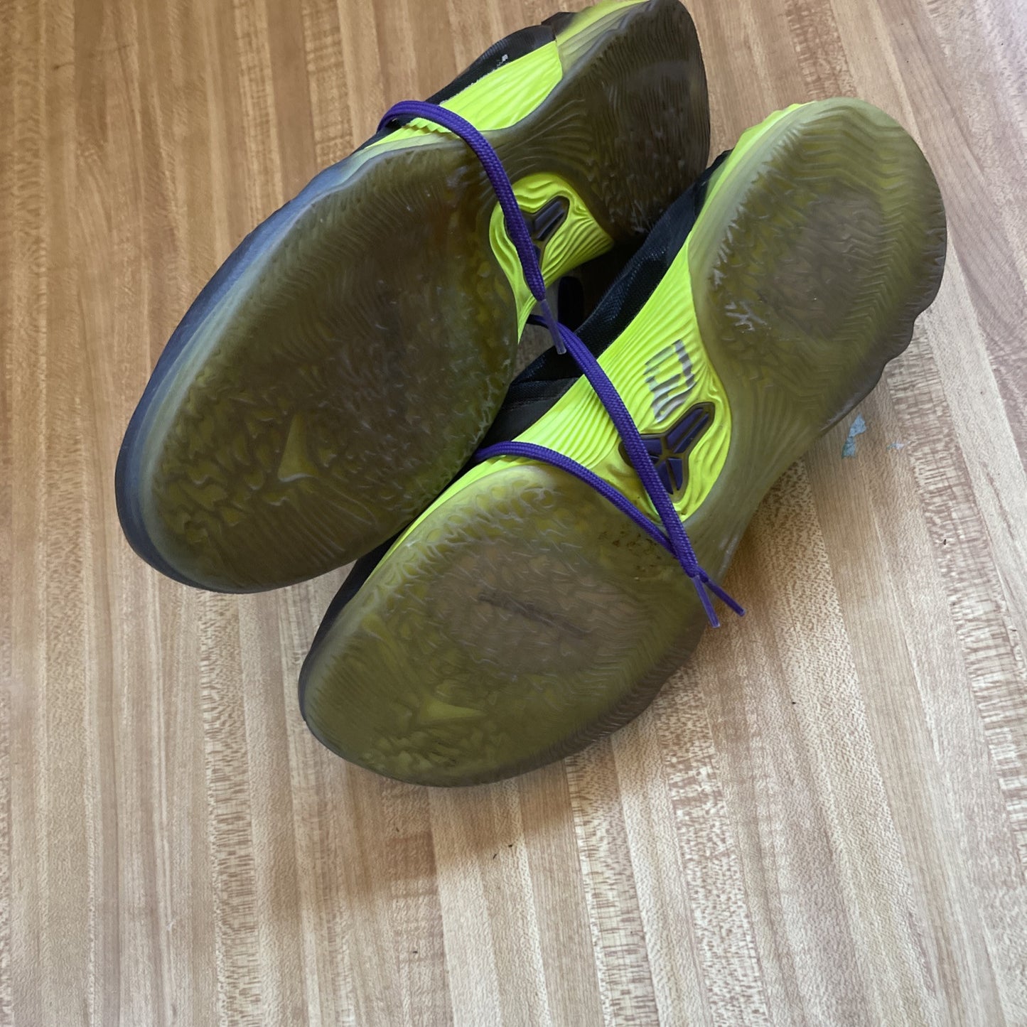 Size 10.5 - Nike Zoom Kobe Venomenon 5 Joker