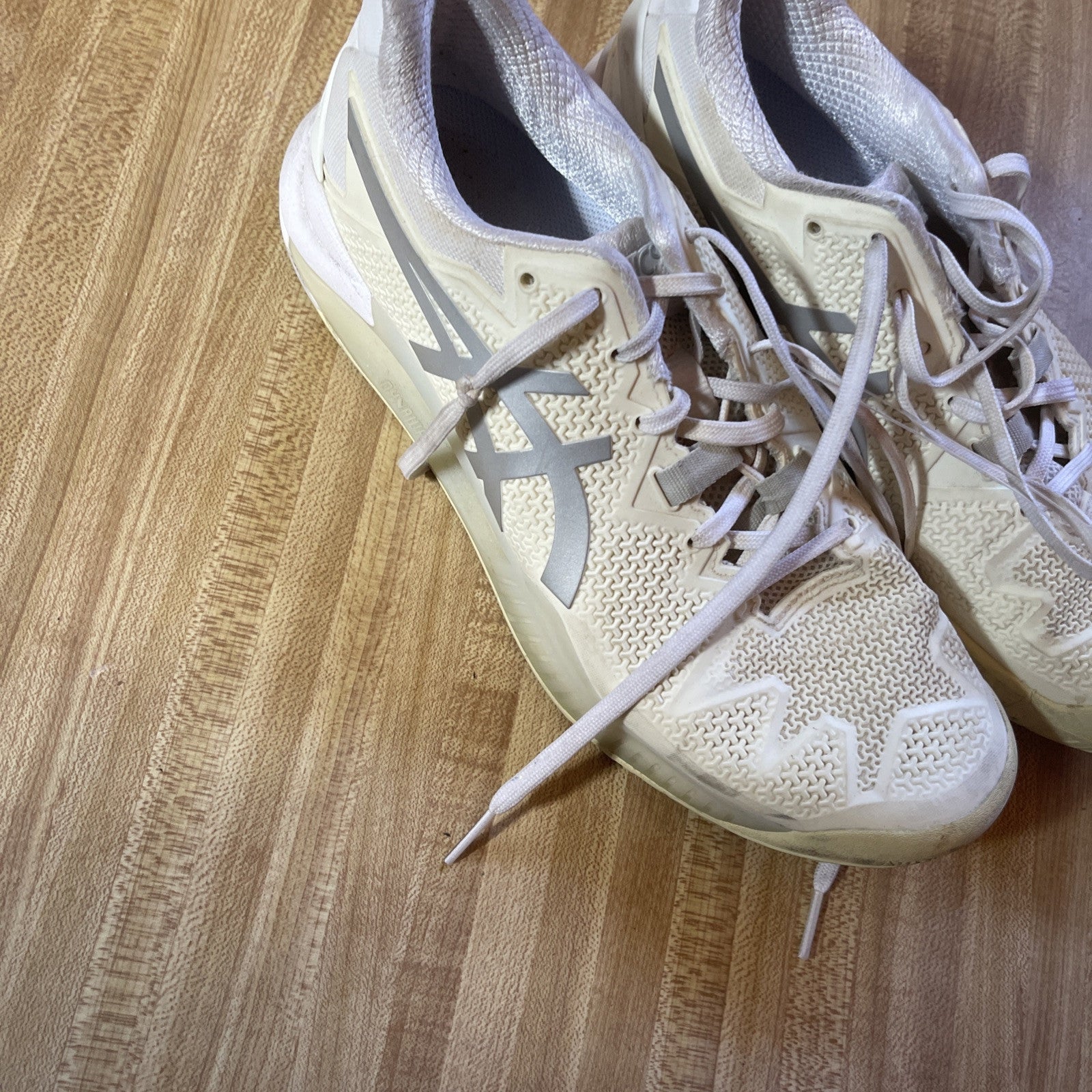 ASICS Gel Resolution 8 Size 8.5