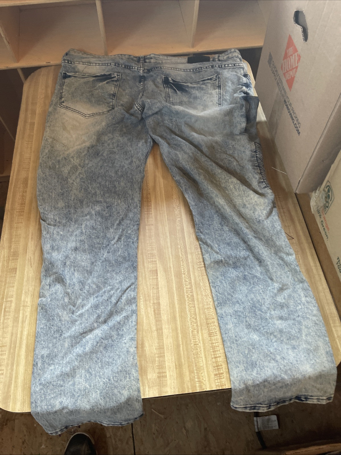 Encrypted Acid Wash Jeans 48x32