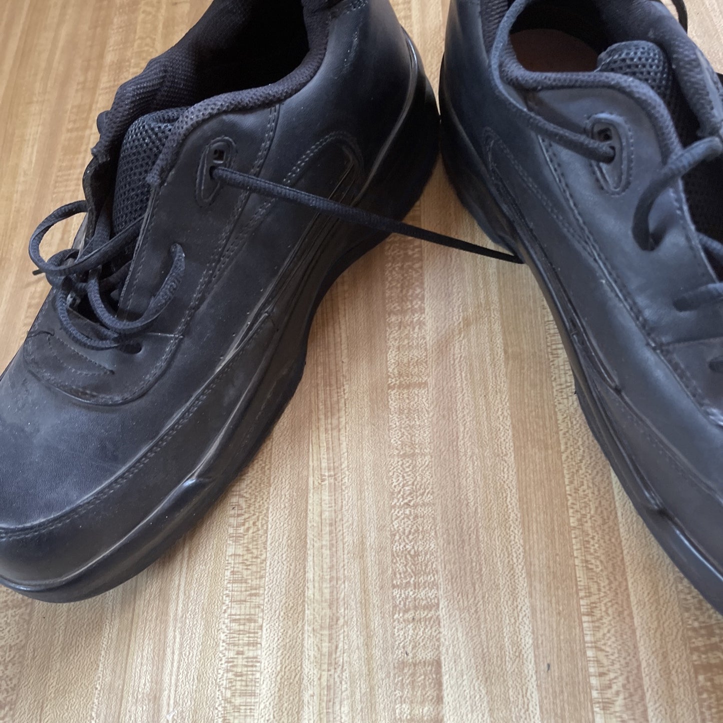 Work Shoes With Lifts And Vibram Soles Size 13