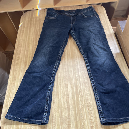 Silver Suki Jeans 33x32