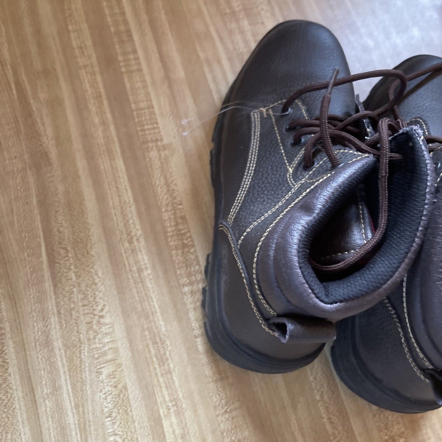 Skechers Work Boots Men’s 9 Wide