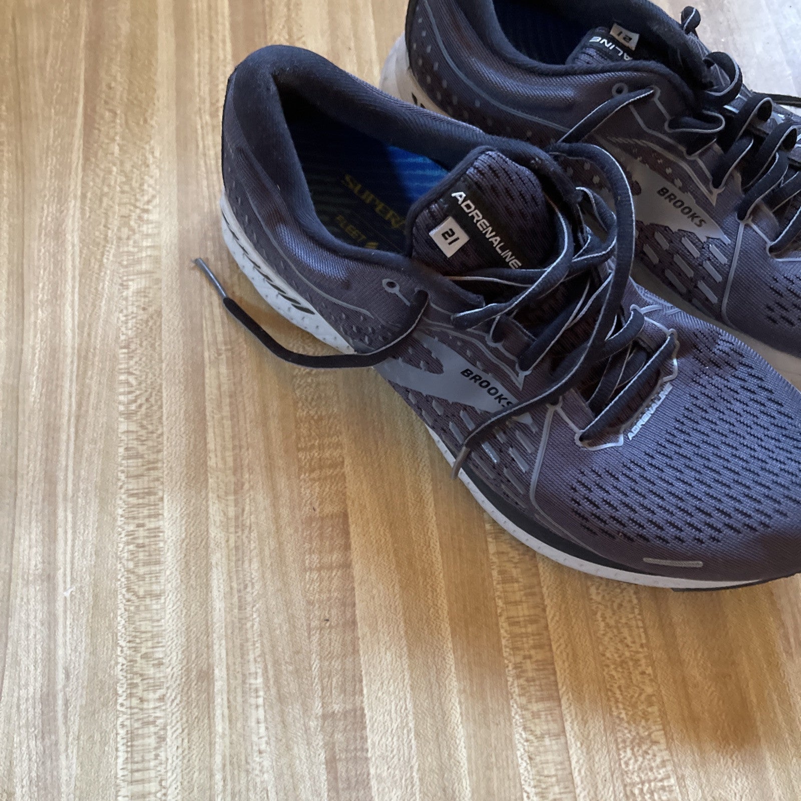 Brooks Adrenaline 21 8.5 EE