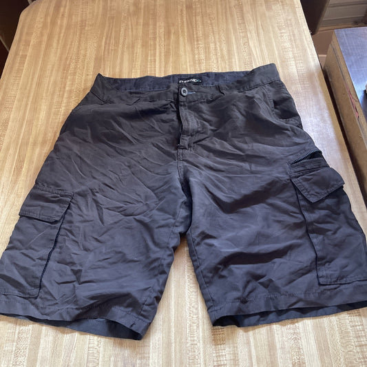 Burnside Cargo Shorts 34