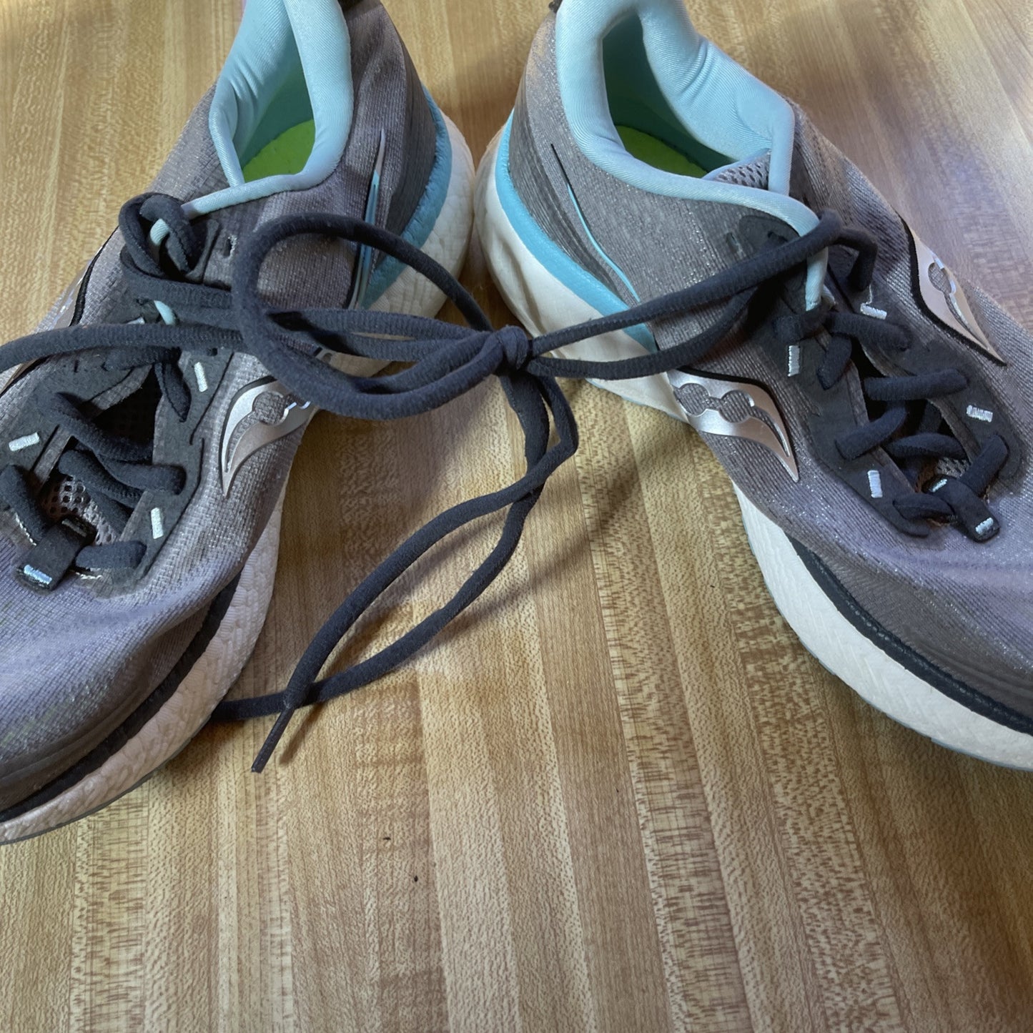 Saucony Triumph Size 8.5