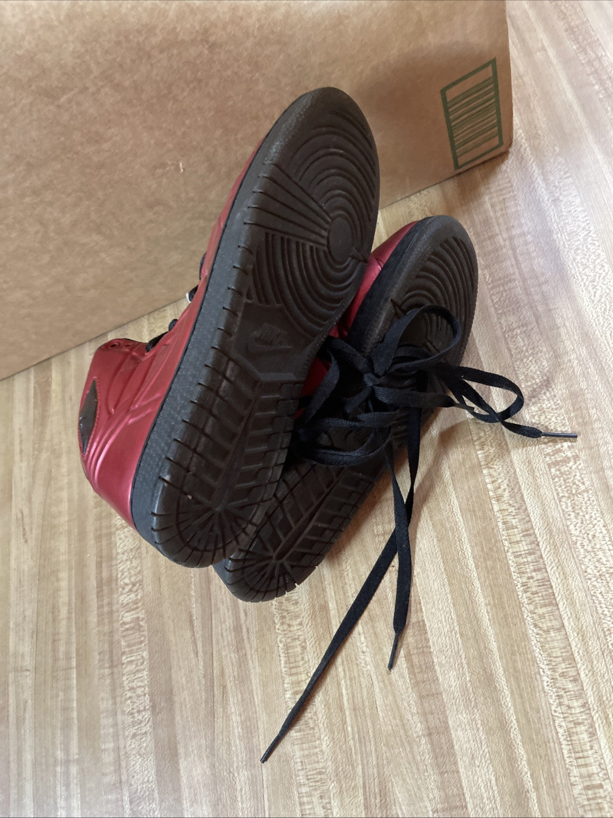 Air Jordan 1 Anodized Red 6Y