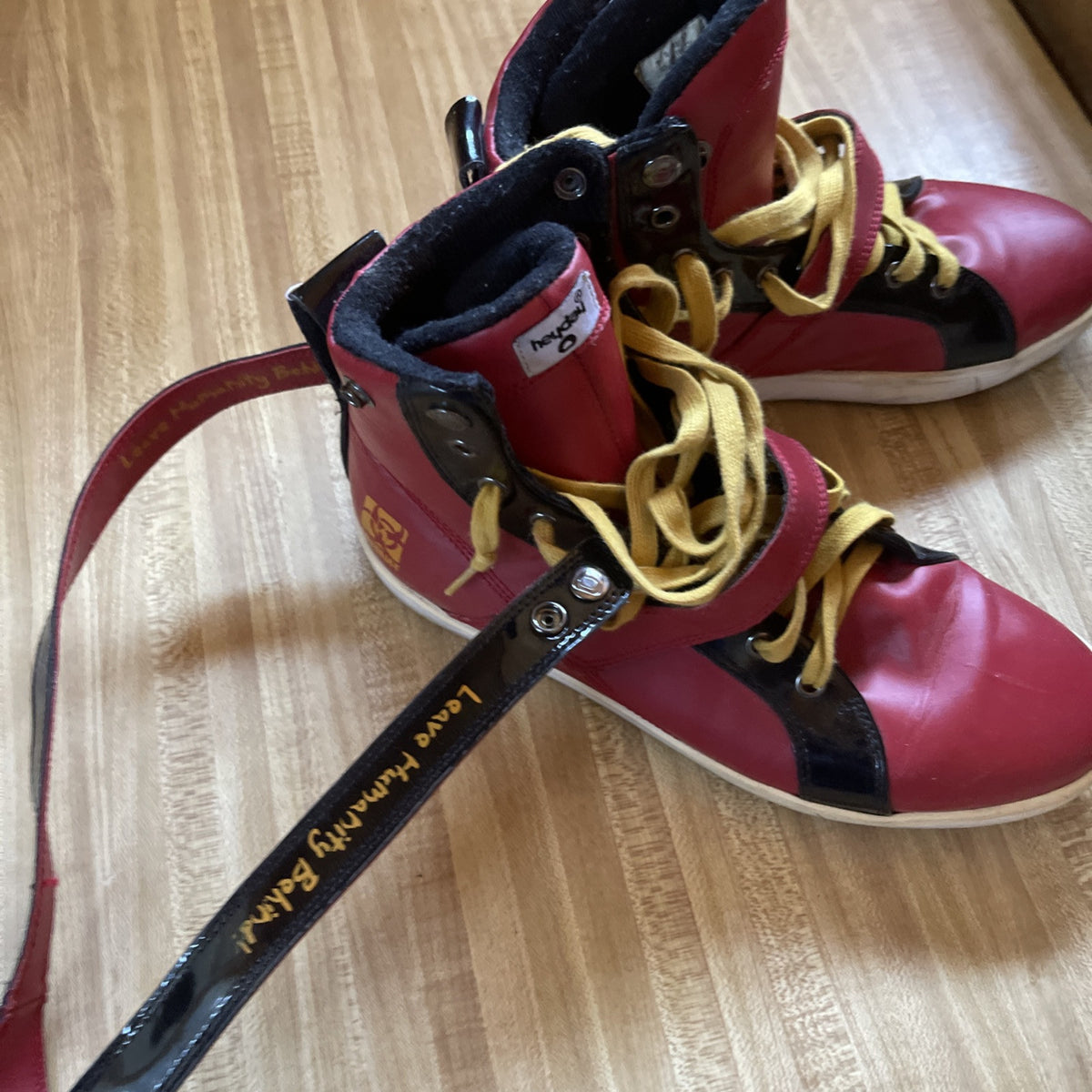 Heyday Mutant Leave Humanity Behind Sneakers Size 9