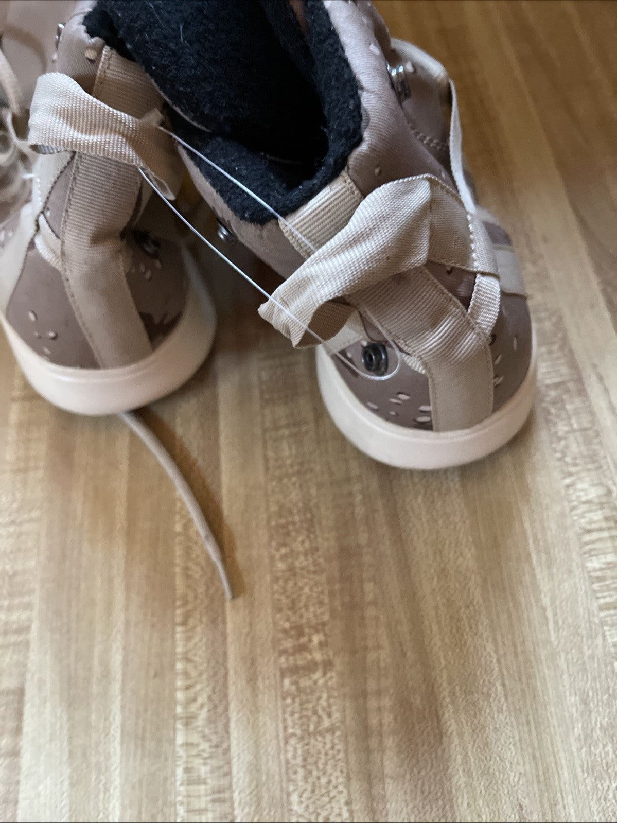 Heyday Footwear Shoes 10