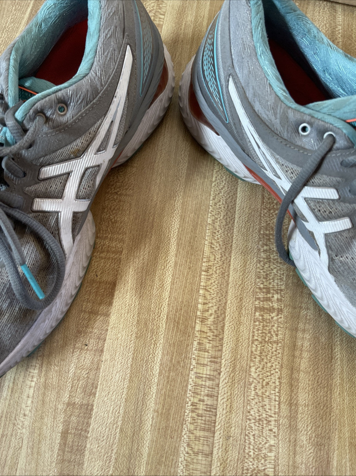 asics gel nimbus 22 size 7.5 womens