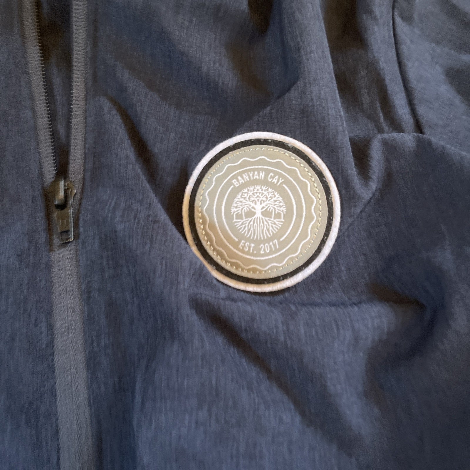 Travis Mathew Windbreaker Medium Banyan Cay Logo