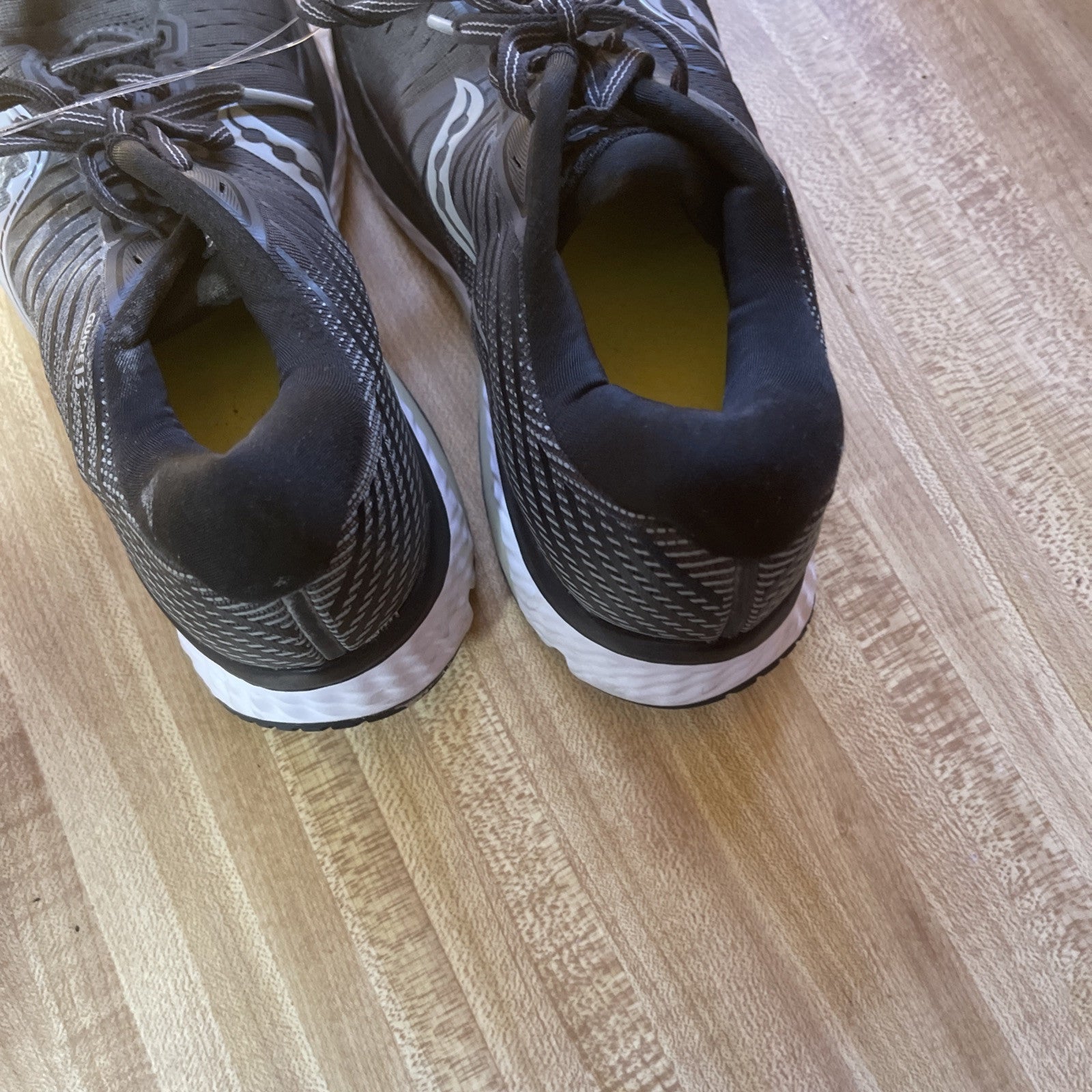 Saucony Guide 13 Size 8.5