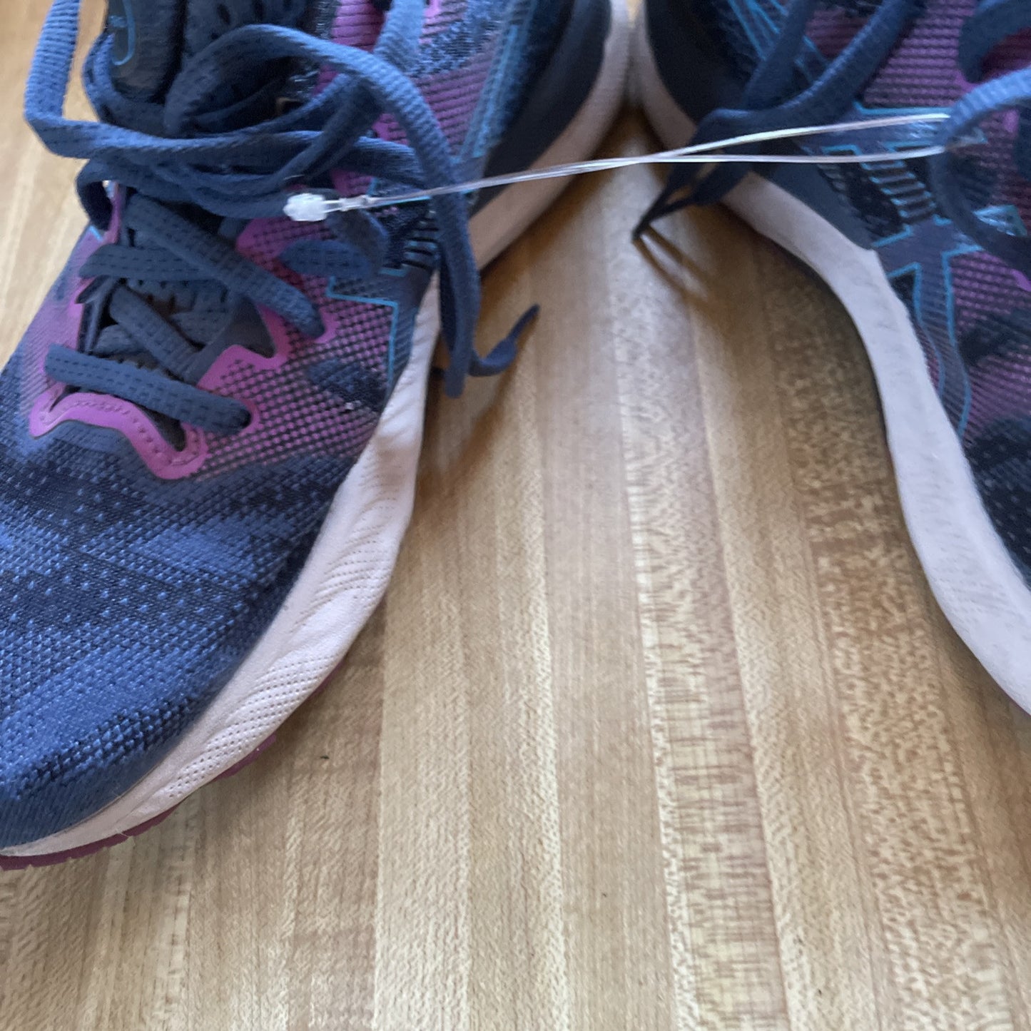 ASICS Gel Nimbus 23 Size 8.5