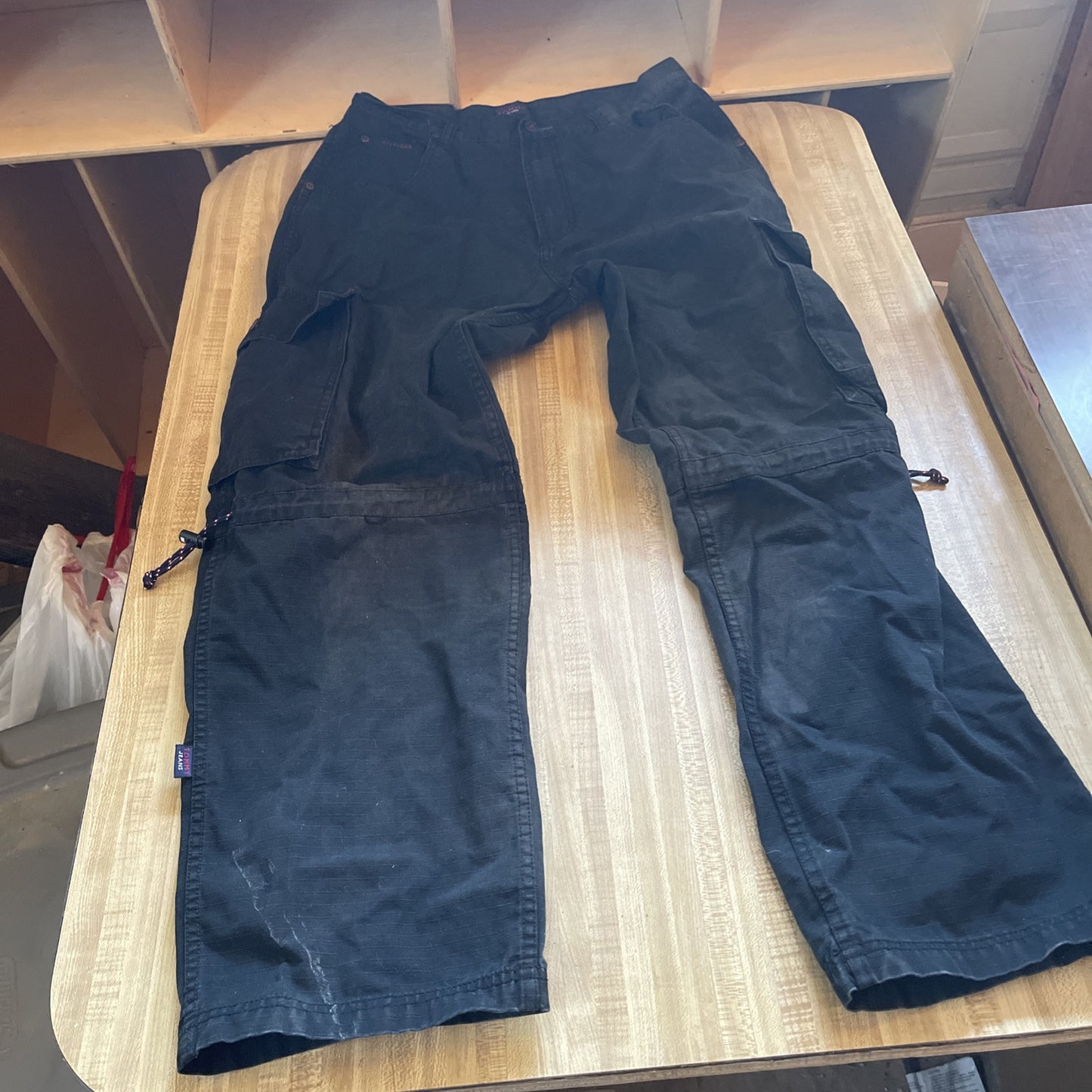 Vintage Tommy Hilfiger Cargo Pants 34x32 Baggy