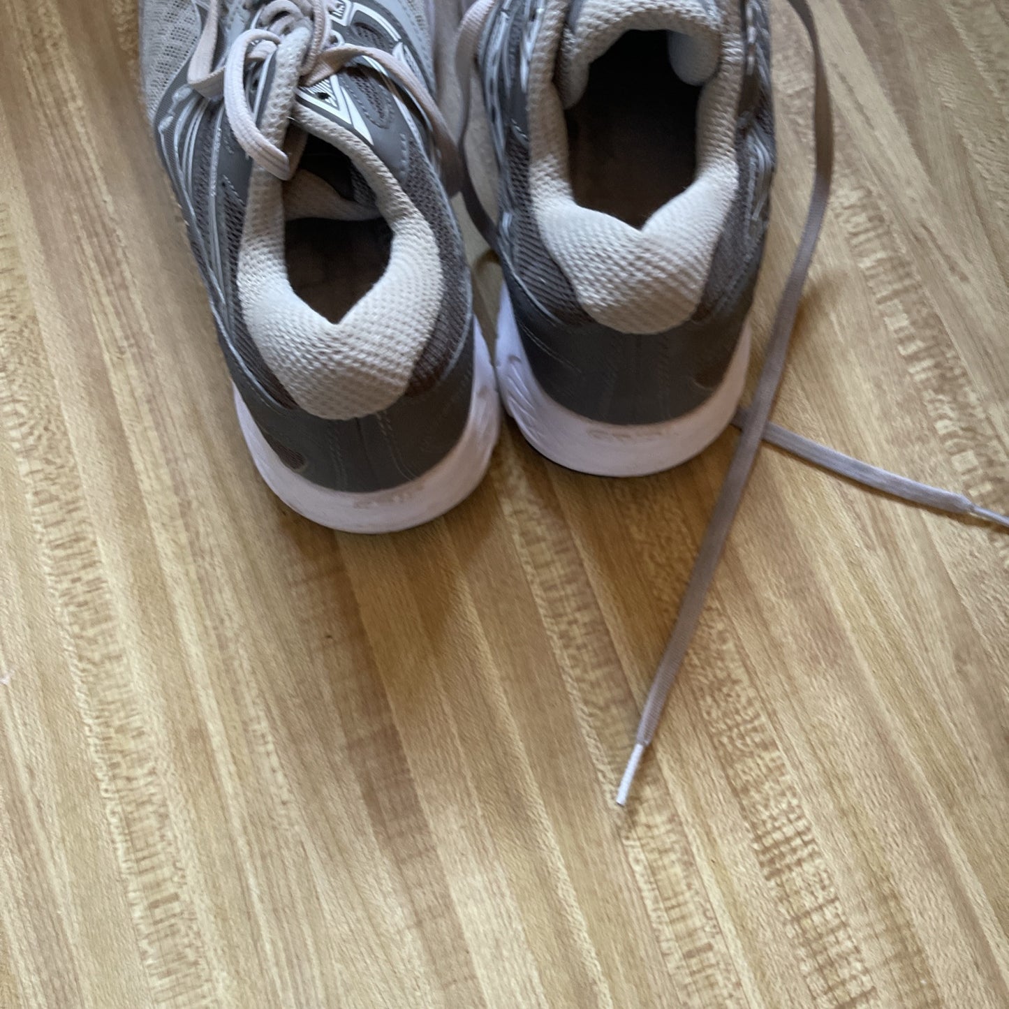 Saucony Cohesion 13 Size 9.5 No Insoles