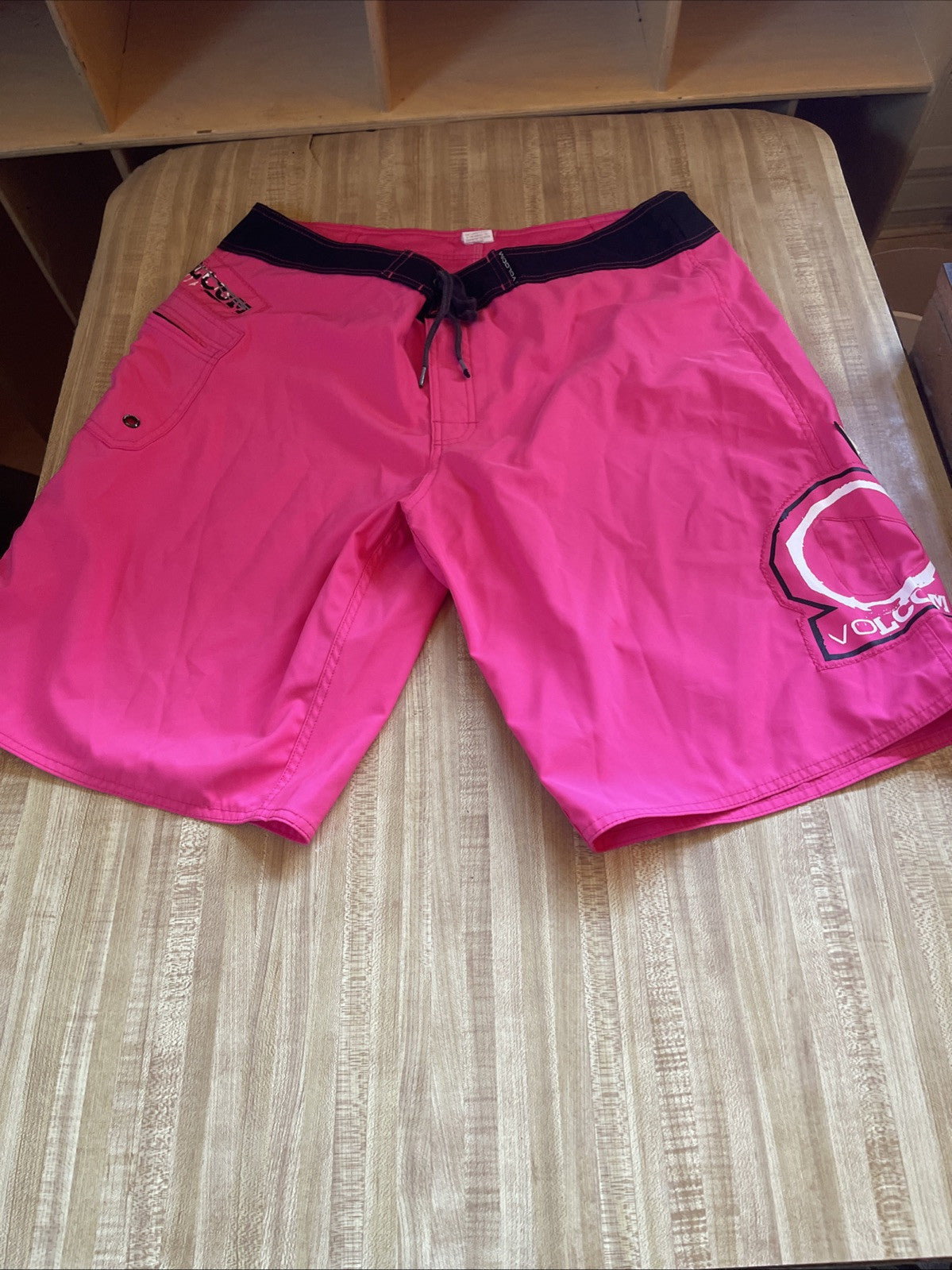 volcom boardshorts 38