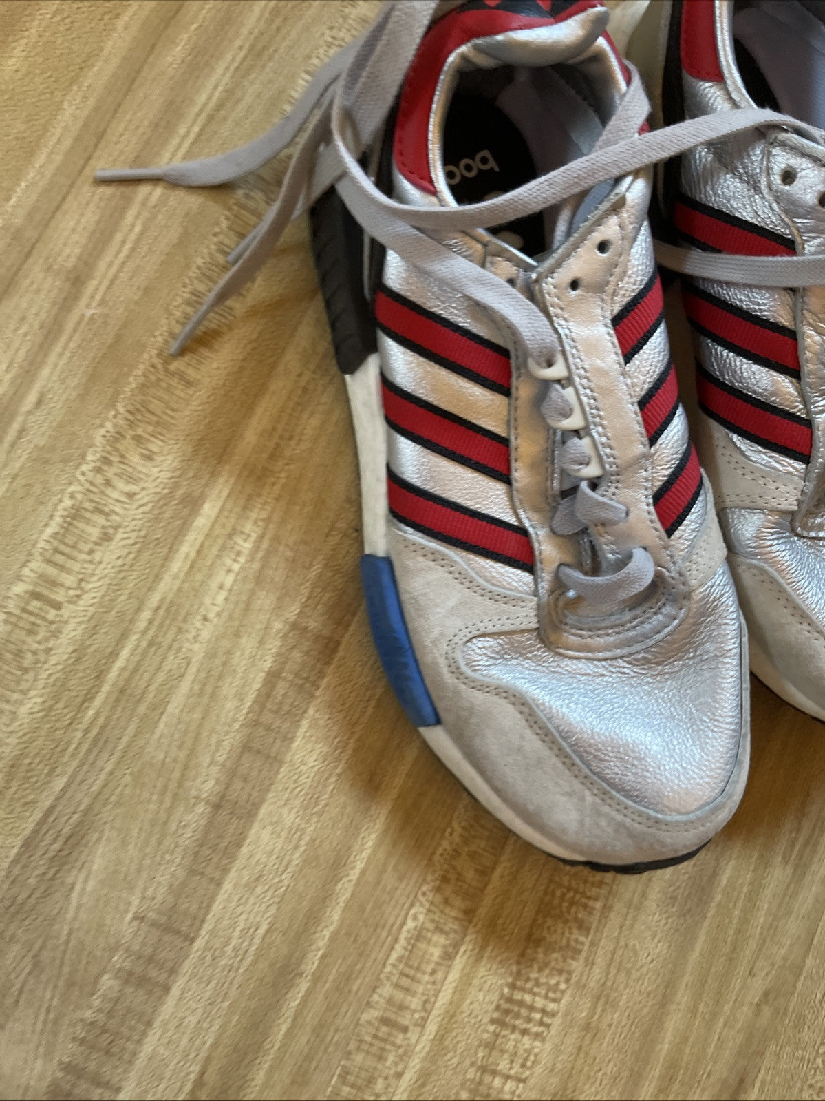 Size 5 - adidas Rising Star R1 Silver Metallic