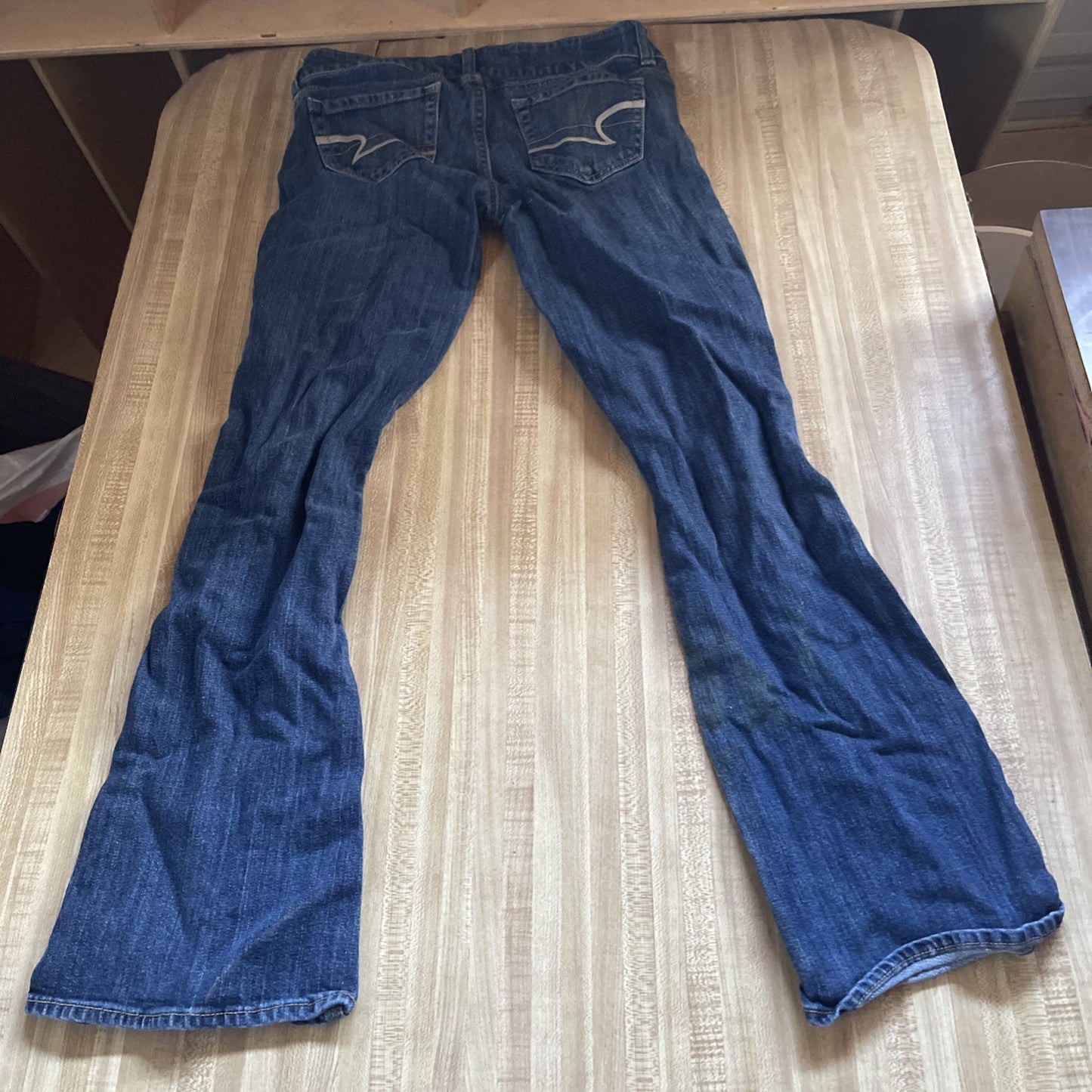 American Eagle artist Jeans 2 Short