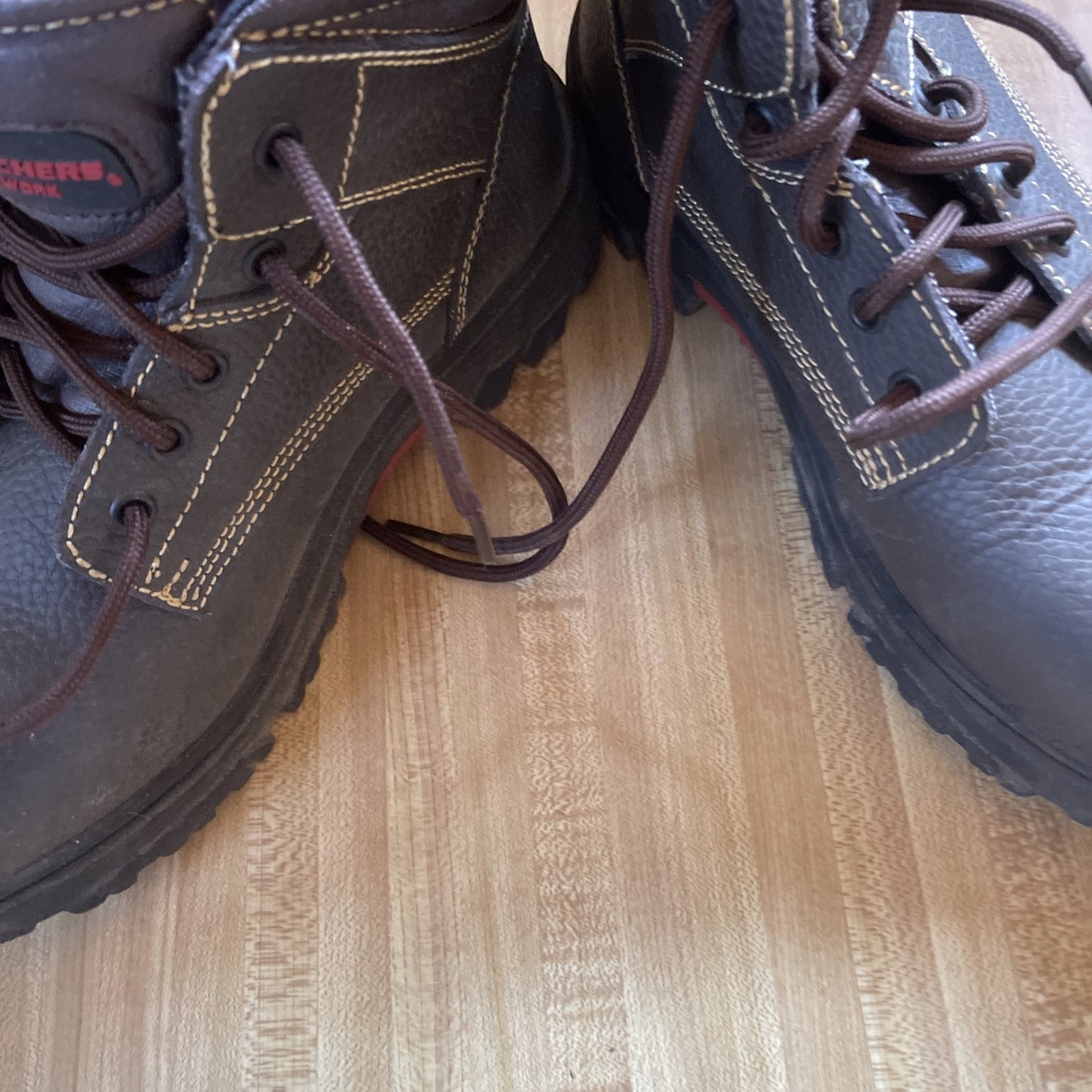 Skechers Work Boots Men’s 9 Wide
