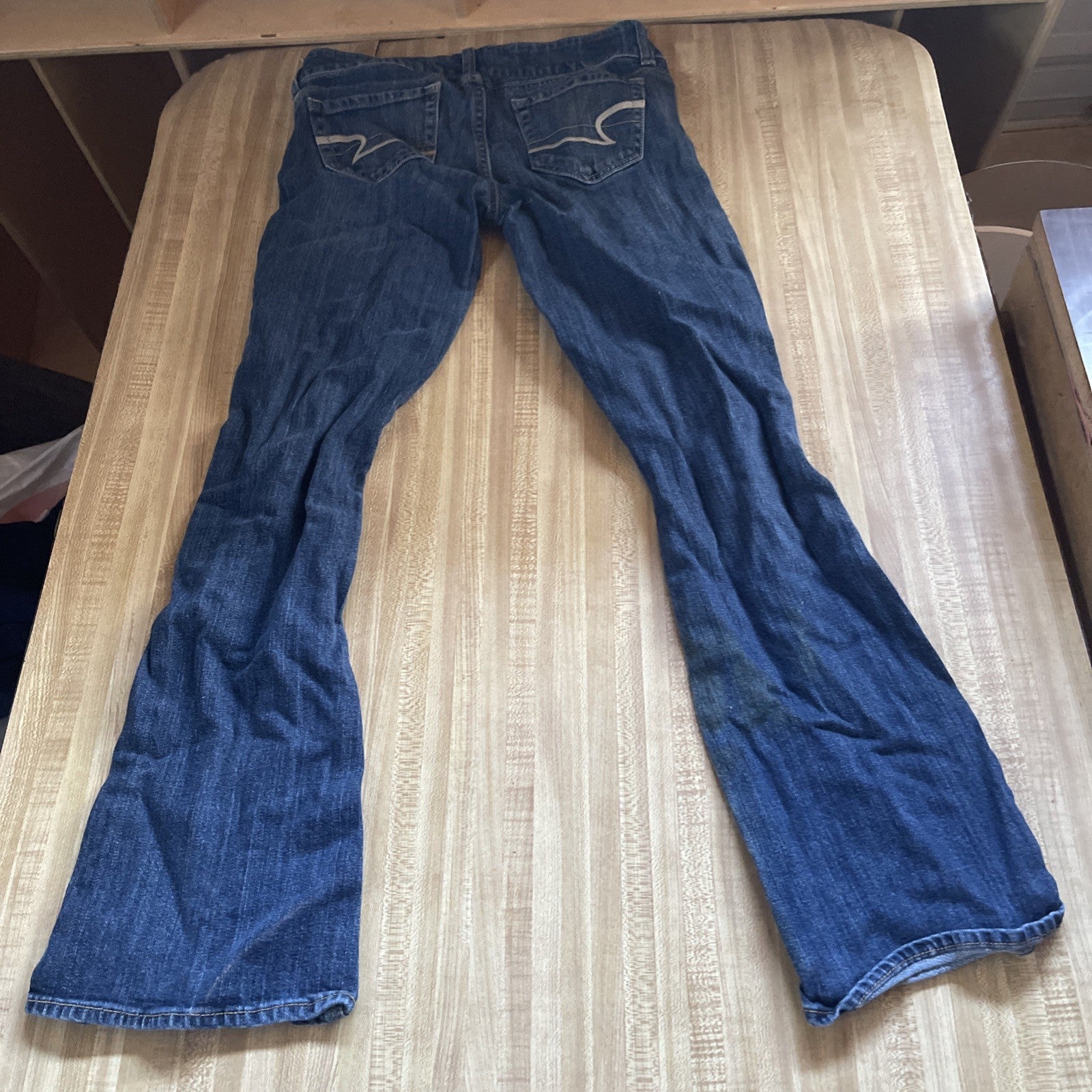 American Eagle artist Jeans 2 Short