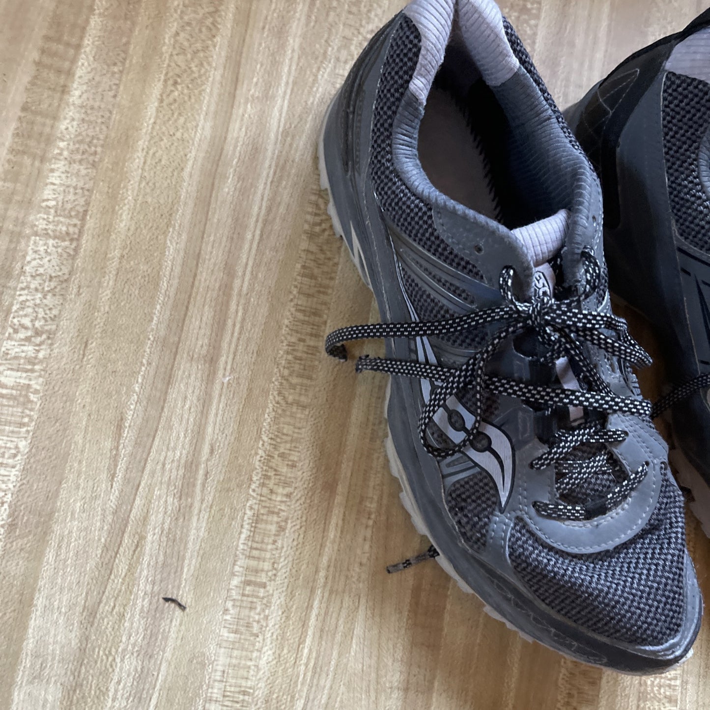 Saucony Grid Escape TR4 Size 10 No Insoles