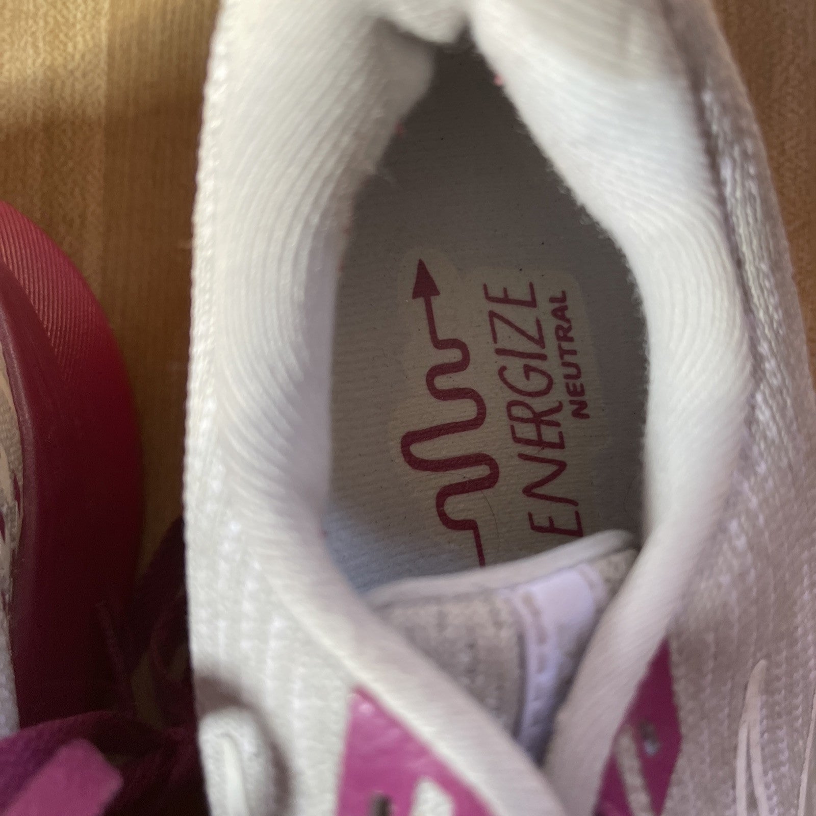 Brooks Levitate 5 Size 8