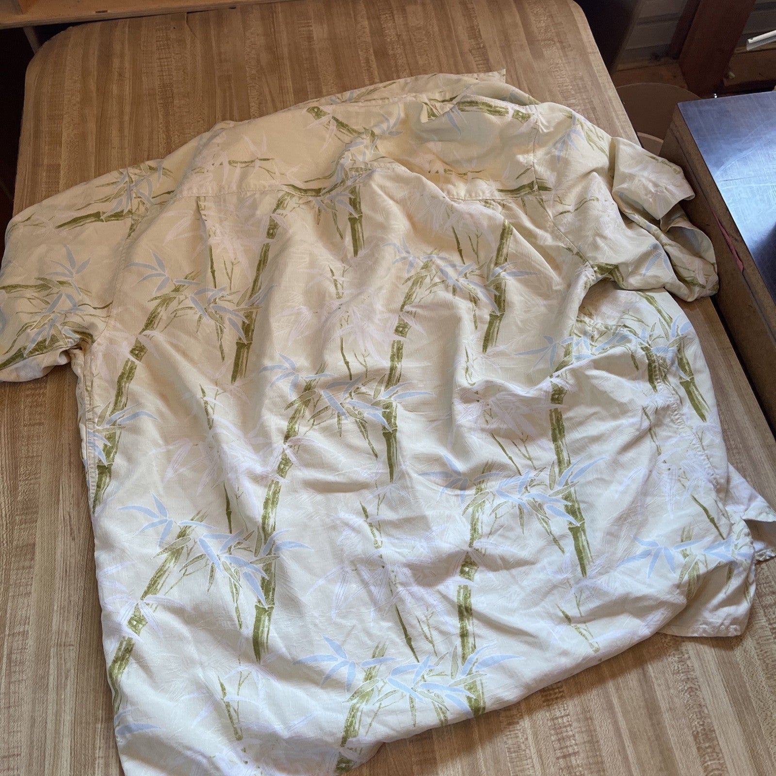 Tommy Bahama Silk Hawaiian Shirt XL Loop Collar