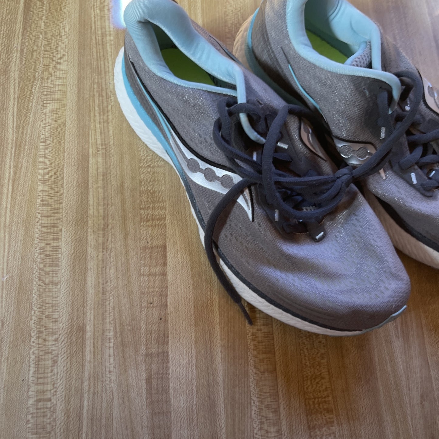 Saucony Triumph Size 8.5