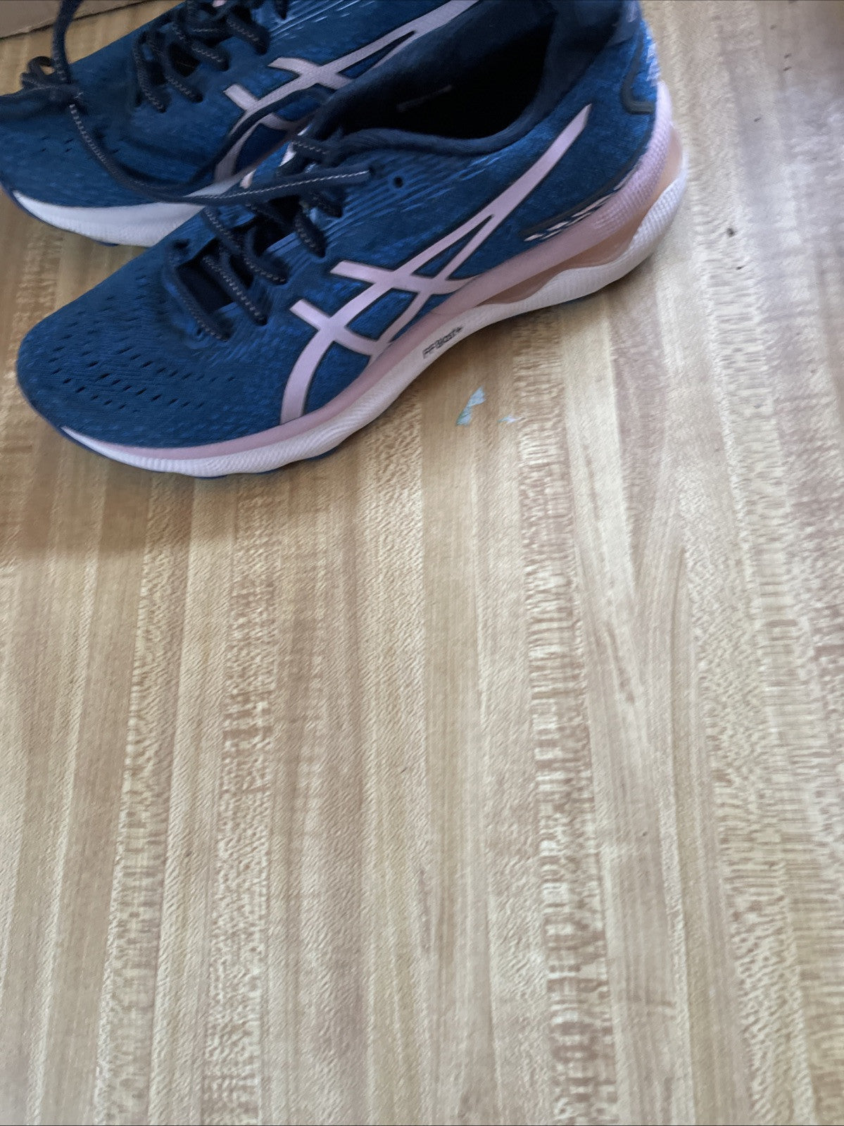Size 7.5 - ASICS GEL-Nimbus 24 Wide French Blue Barely Rose 2022