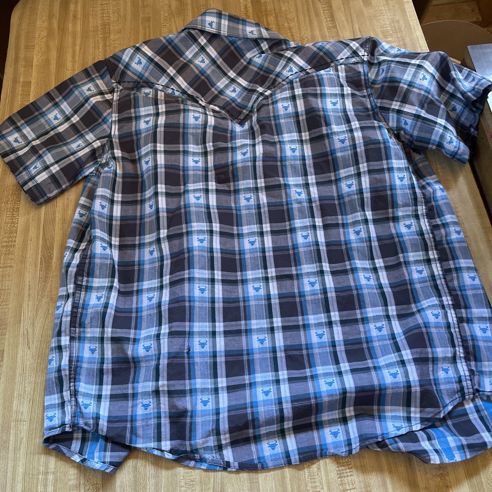Cody James Pearl Snap Medium