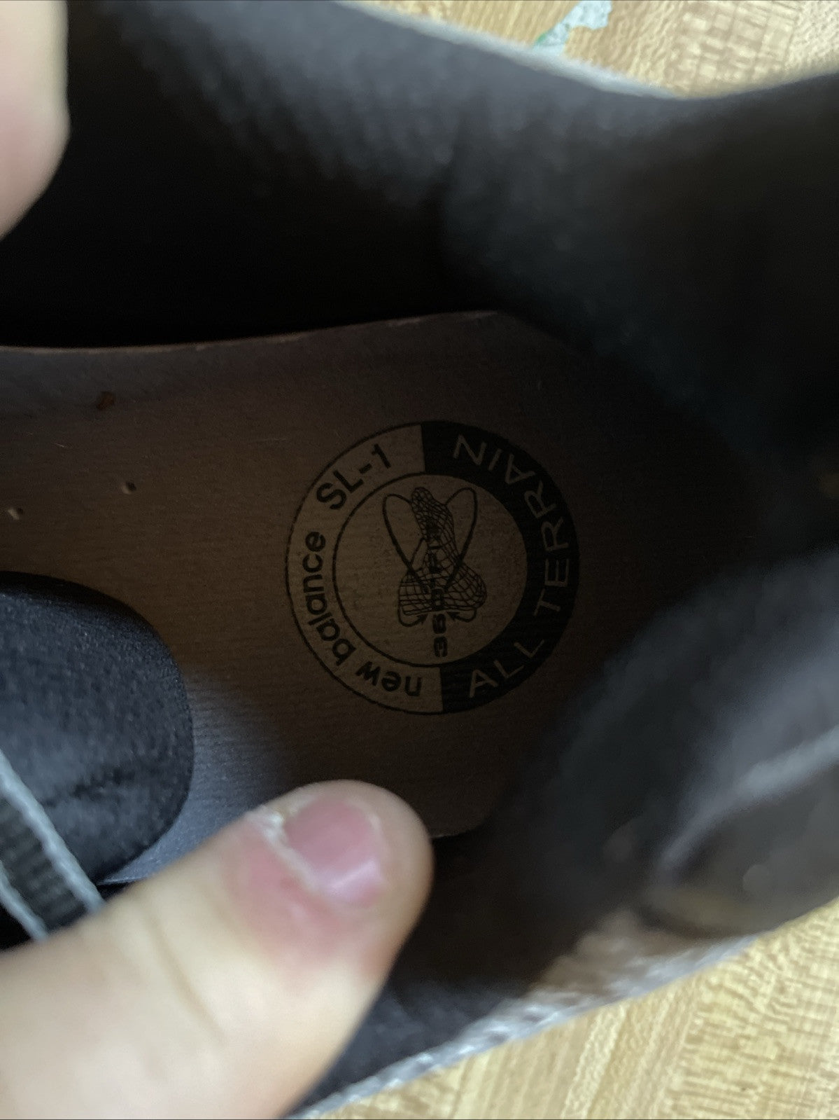 New Balance 807 10.5 EE