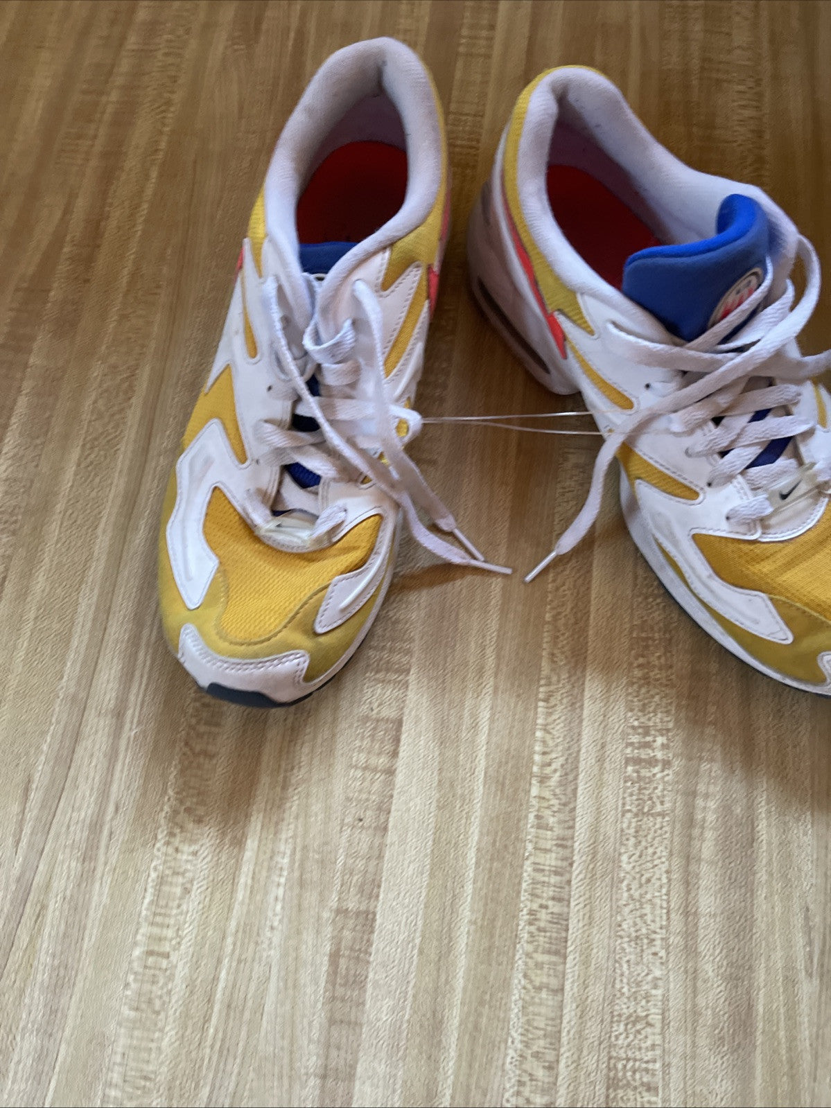 Size 8.5 - Nike Air Max 2 Light University Gold