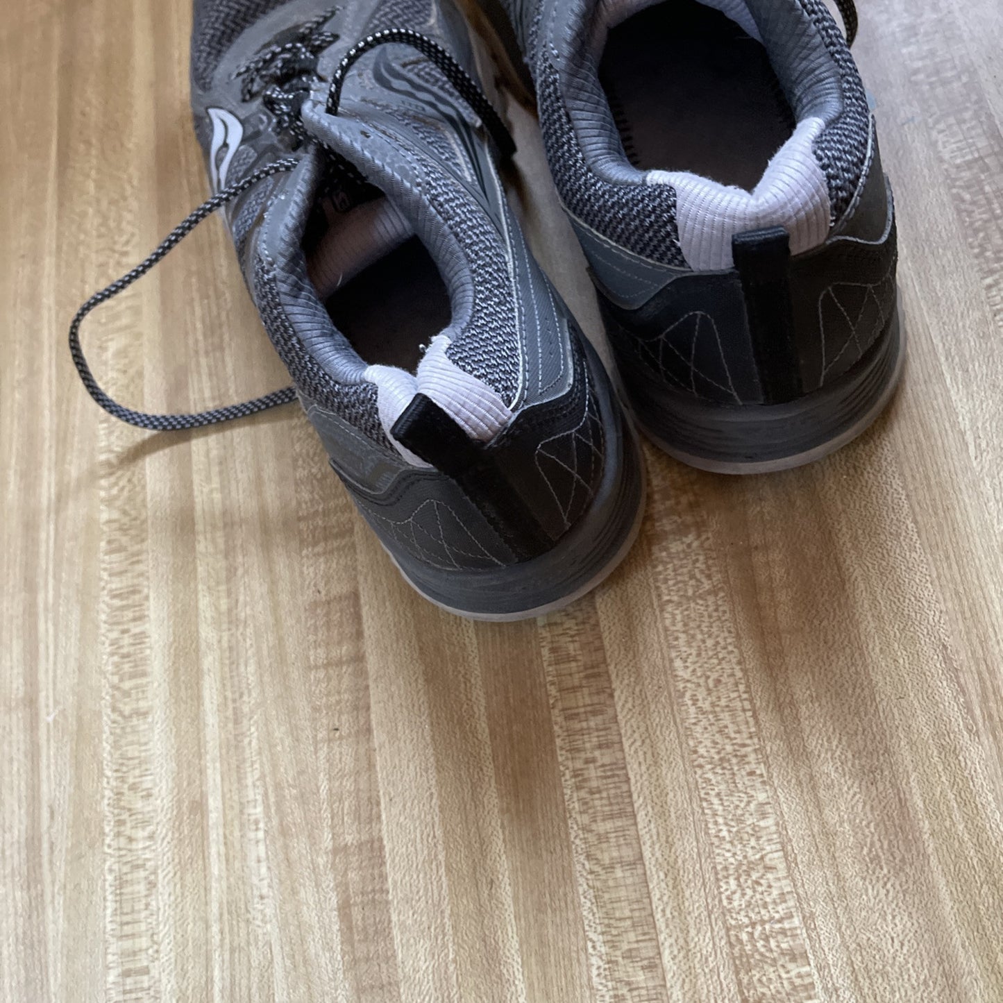 Saucony Grid Escape TR4 Size 10 No Insoles