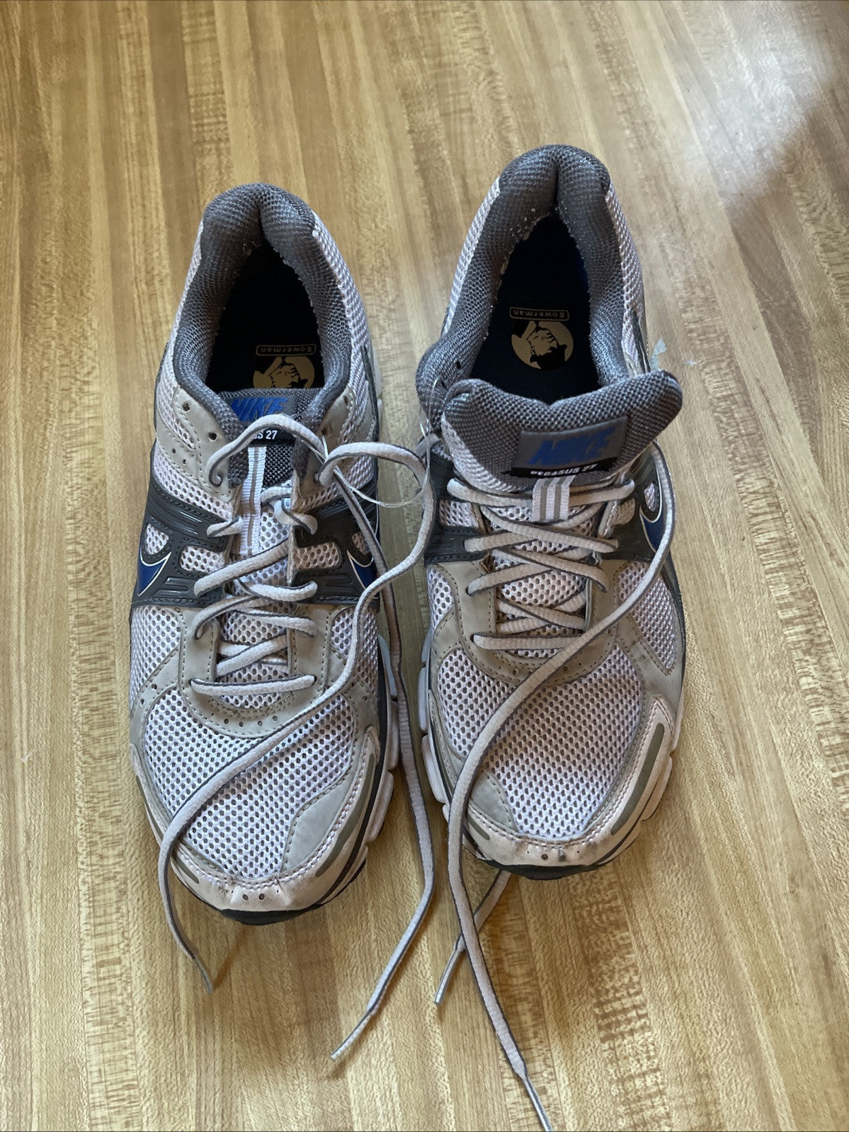 Nike Pegasus 27 Size 8