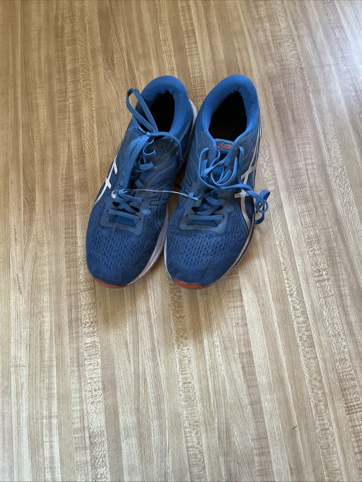 ASICS Flytefoam Size 8