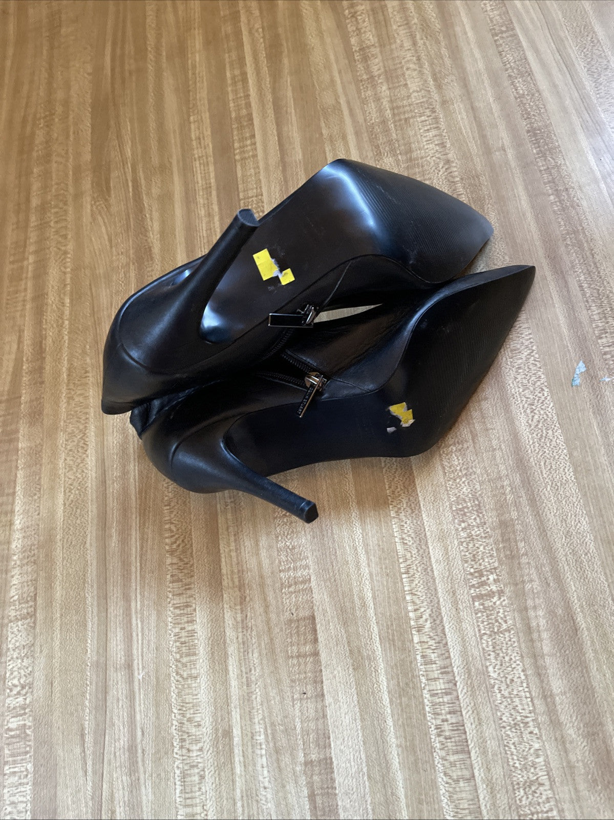 Colin Stuart Heel Booties 8.5