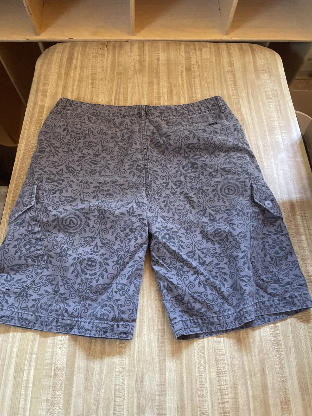 Vans Cargo Shorts 36 Missing The Button