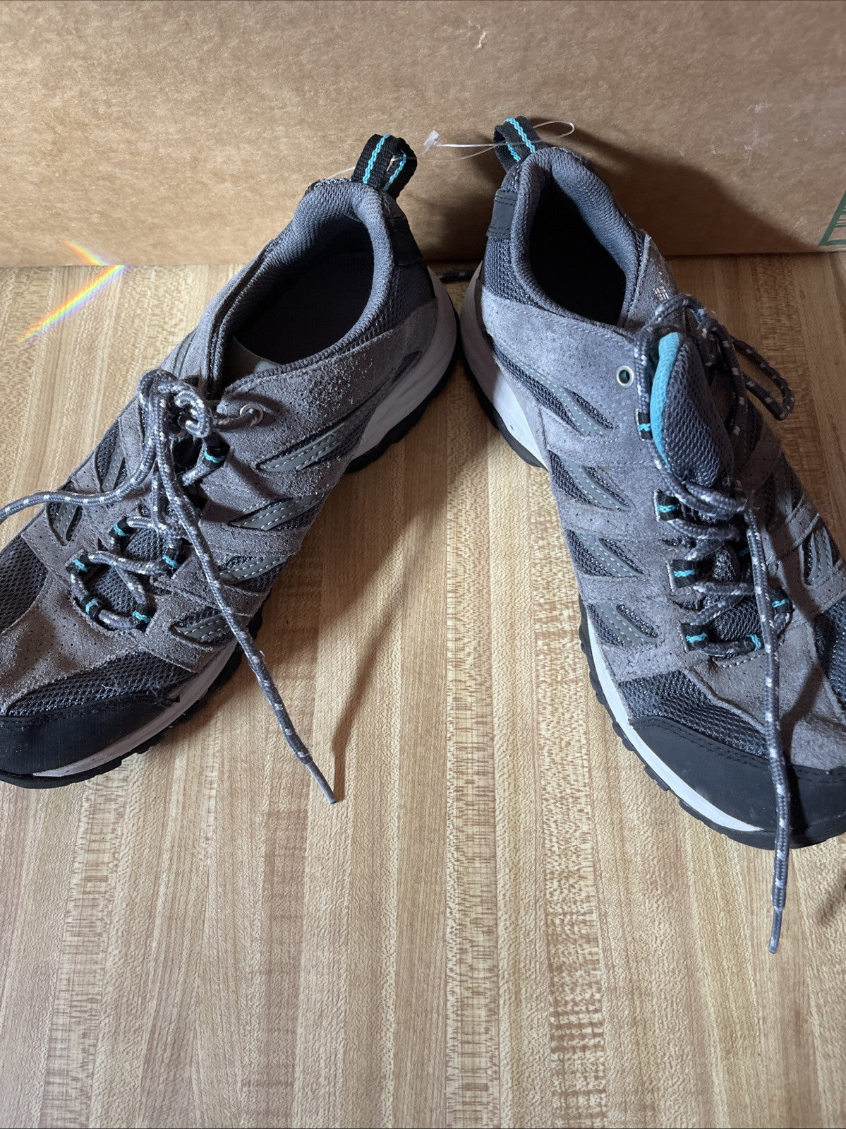 Columbia Hiking Shoes 10