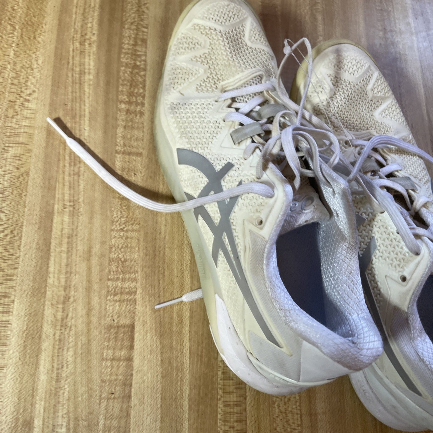 ASICS Gel Resolution 8 Size 8.5