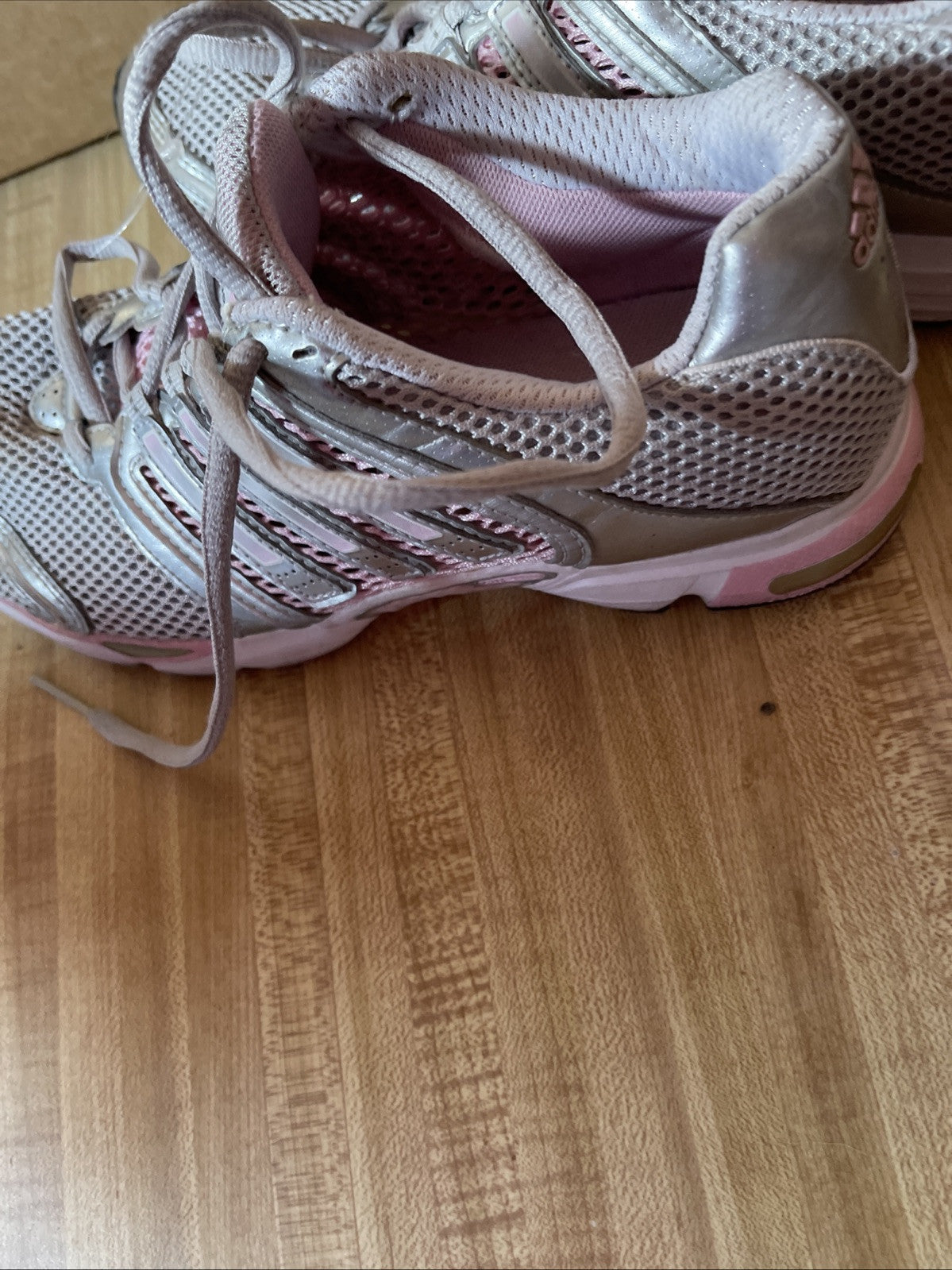 Adidas ATS Cool Sneakers 8.5 Women’s 